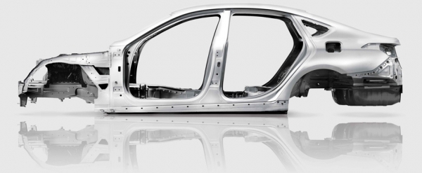 Пересаживаемся из&nbsp;дорогого седана Genesis&nbsp;G80 в&nbsp;Kia К900