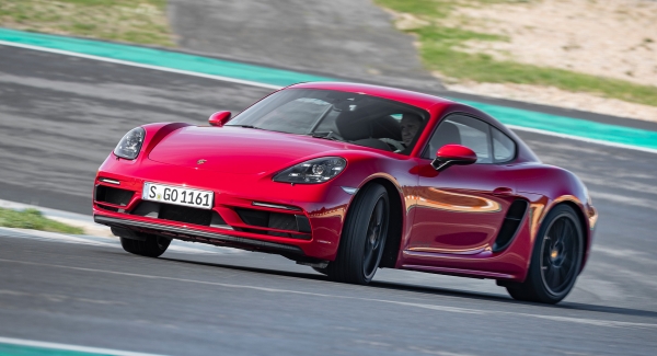 Возвращаем недостающие цилиндры Porsche&nbsp;718 GTS 4.0