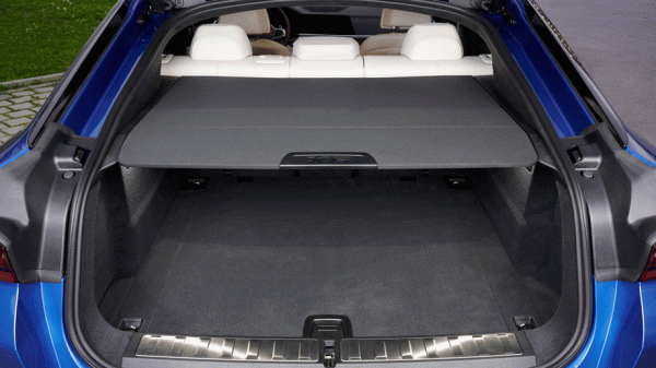 Безошибочно определяем в&nbsp;темноте кроссовер BMW X6