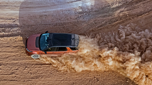 Добавляем глянца в&nbsp;обновлённый Land Rover Discovery Sport