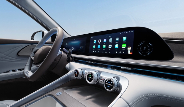 Обновленный Exeed RX: больше гибридных версий Обновленный Exeed RX: больше гибридных версий