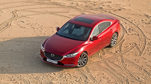 Наблюдаем за превращением седана Mazda 6 в буржуа Наблюдаем за превращением седана Mazda 6 в буржуа