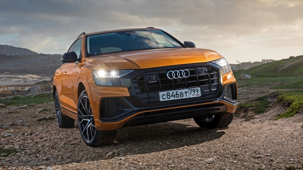 Мечтаем о&nbsp;дизеле за&nbsp;рулём кроссовера Audi&nbsp;Q8&nbsp;55 TFSI