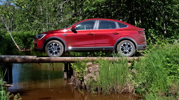 Убеждаемся в компромиссности кроссовера Renault Arkana TCe 150 Убеждаемся в компромиссности кроссовера Renault Arkana TCe 150