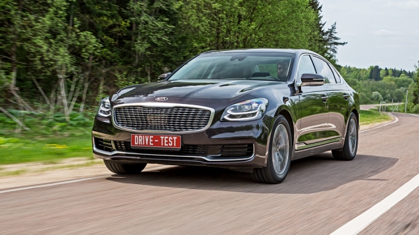 Пересаживаемся из&nbsp;дорогого седана Genesis&nbsp;G80 в&nbsp;Kia К900