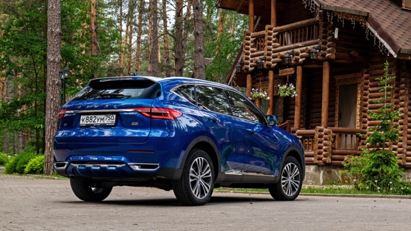 Приближаемся к конкурентам на китайском кроссовере Haval F7 Приближаемся к конкурентам на китайском кроссовере Haval F7