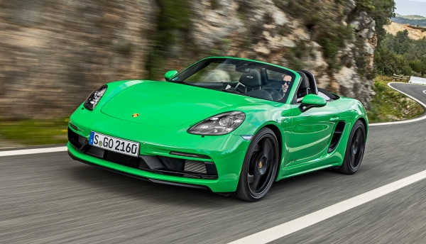 Возвращаем недостающие цилиндры Porsche&nbsp;718 GTS 4.0