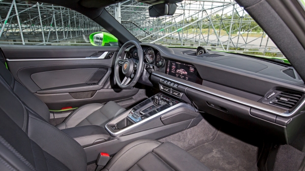 Отходим от формата ради купе Porsche 911 Carrera S серии 992 Отходим от формата ради купе Porsche 911 Carrera S серии 992