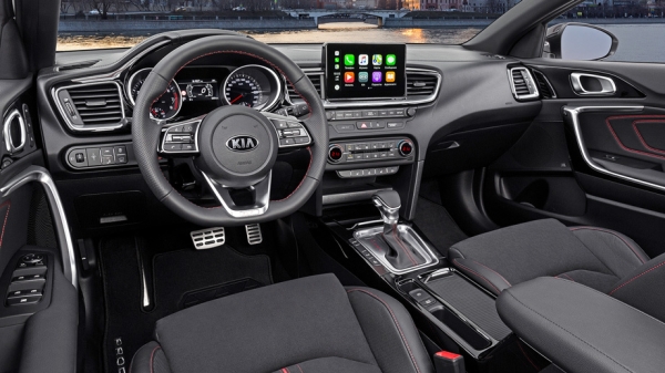 Трясёмся в&nbsp;стильных универсалах Kia&nbsp;ProCeed GT и&nbsp;GT-Line