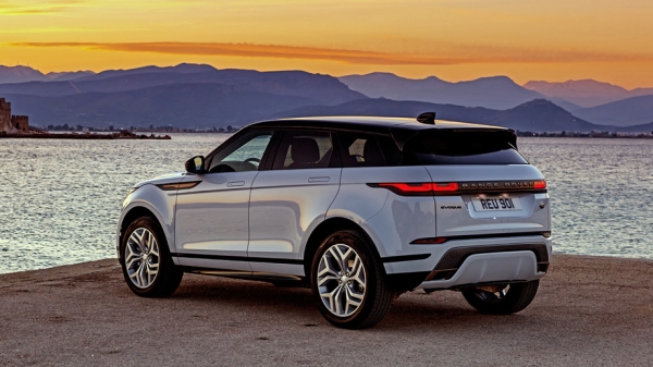 Подтверждаем генетический код кроссовера Range Rover Evoque Подтверждаем генетический код кроссовера Range Rover Evoque