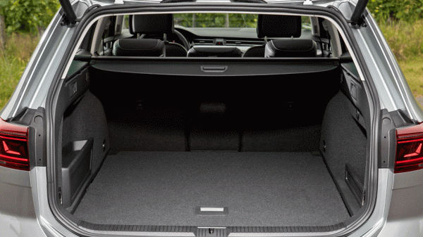 Находим GTE звездой обновлённого семейства Volkswagen Passat