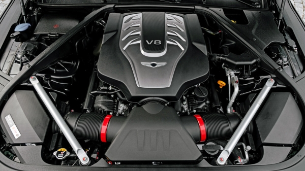 Фиксируем сугубо внешнюю смену имиджа седаном Genesis G90