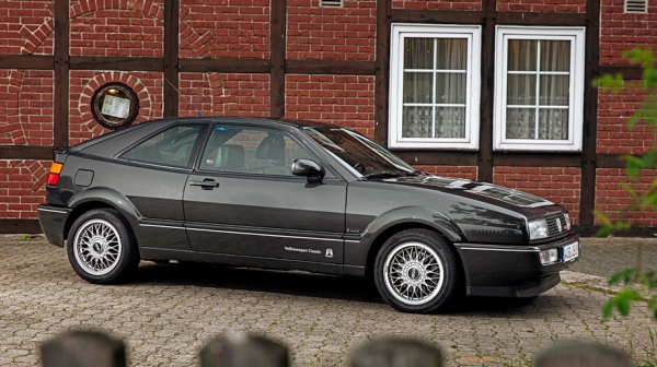 Врываемся в прошлое на классических Фольксвагенах Врываемся в прошлое на классических Фольксвагенах