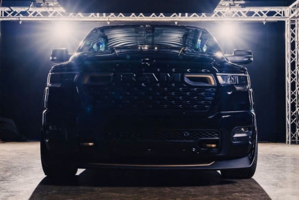 Ram 1500 Lowered: дорожный пикап с компрессорным Hemi V8