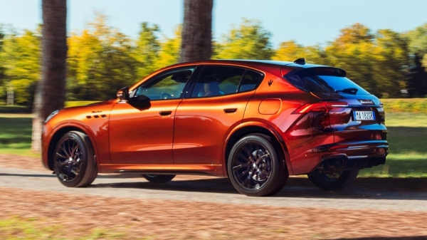 Спецверсия Maserati Grecale Tributo Il Bruciato: истина в вине Спецверсия Maserati Grecale Tributo Il Bruciato: истина в вине