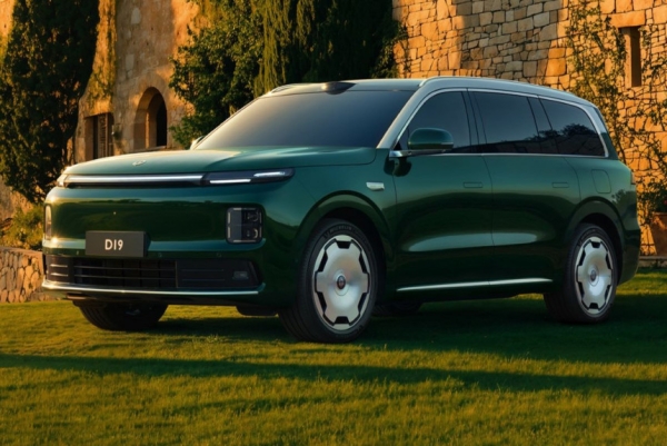 Представлен флагманский кроссовер Leapmotor D19 Представлен флагманский кроссовер Leapmotor D19