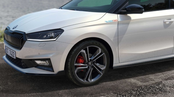 Представлена юбилейная Skoda Fabia 130: почти RS Представлена юбилейная Skoda Fabia 130: почти RS