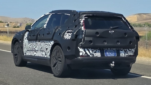 Новое поколение Volvo XC60: первые фотографии Новое поколение Volvo XC60: первые фотографии