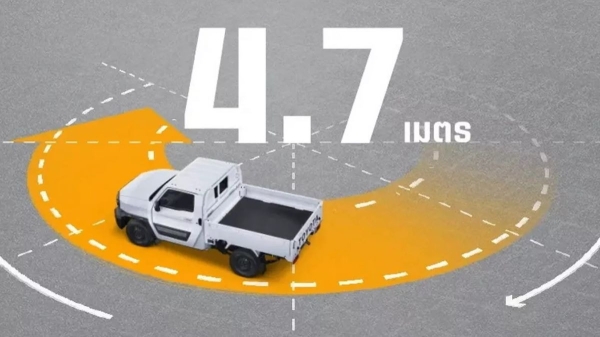 Грузовичок Toyota Hilux Champ стал коротышкой