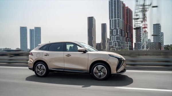 Кроссовер Evolute i-Sky обрел доступную «городскую» версию