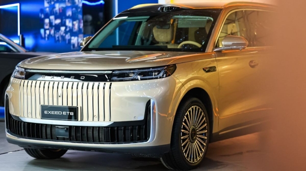 Для России анонсирован гибридный кроссовер Exeed ET8 Для России анонсирован гибридный кроссовер Exeed ET8