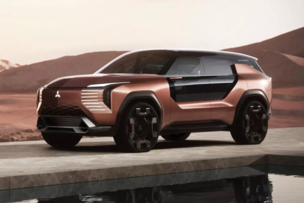 Концепт Mitsubishi Elevance показал будущее внедорожника Pajero Sport Концепт Mitsubishi Elevance показал будущее внедорожника Pajero Sport