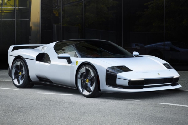 Уникальное купе Ferrari SC40 создано в честь легендарного F40 Уникальное купе Ferrari SC40 создано в честь легендарного F40