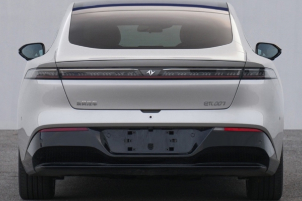 Dongfeng eπ 007 обретет серийную модификацию с мотор-колесами