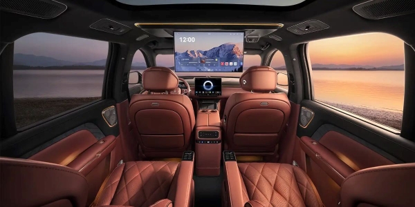 Кроссовер Voyah Taishan: фото салона и анонс для России