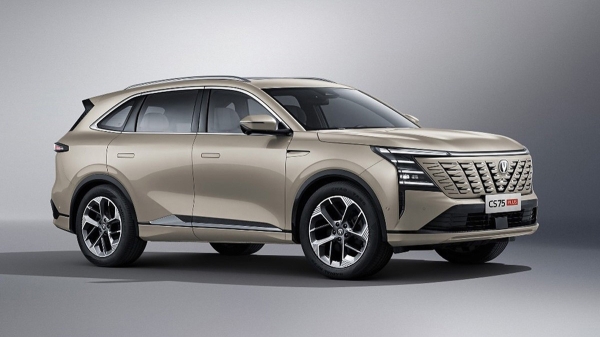 Новый Changan CS75 Plus готов к дебюту в России Новый Changan CS75 Plus готов к дебюту в России