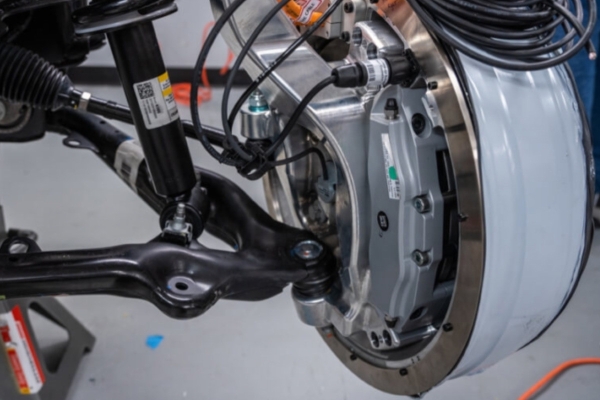 Dongfeng eπ 007 обретет серийную модификацию с мотор-колесами