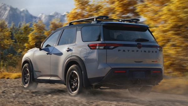 Nissan Pathfinder для США подготовился к новому модельному году