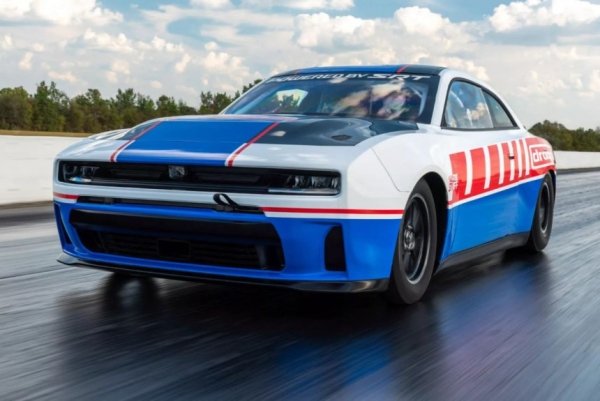 Новый Dodge Charger обрел двигатель V8