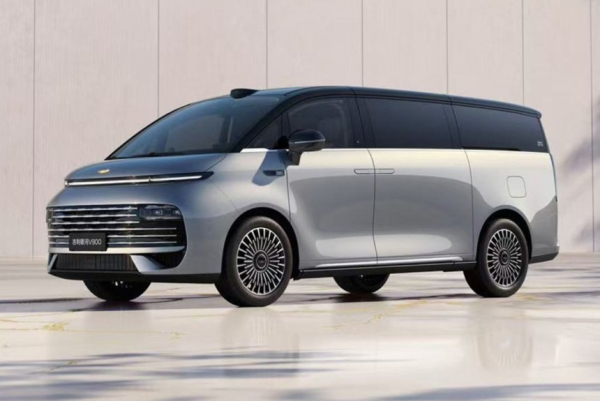 Показан гибридный минивэн Geely Galaxy V900 Показан гибридный минивэн Geely Galaxy V900