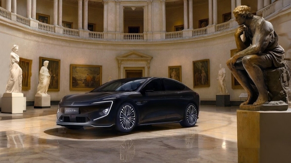 До России добрался седан Avatr 12: версии и цены