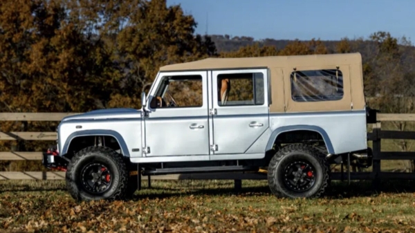 Доработанный Land Rover Defender обрел имя Arvon и негуманный ценник 