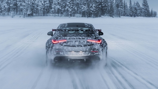 Особый Mercedes-AMG CLE станет второй моделью из семейства Mythos Особый Mercedes-AMG CLE станет второй моделью из семейства Mythos