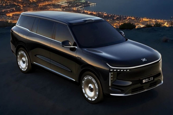 Кроссовер IM LS9 обретет модификацию Hyper с тремя электромоторами