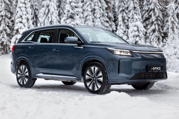 Полноприводный гибрид Evolute i-Space поступил в продажу
