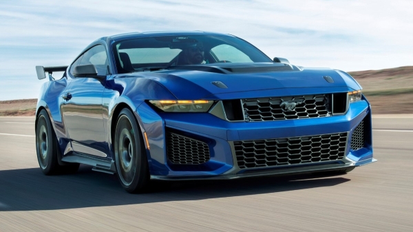 Показана экстремальная версия Ford Mustang Dark Horse SC