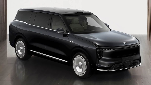 Кроссовер IM LS9 обретет модификацию Hyper с тремя электромоторами