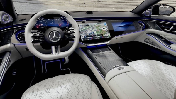 Обновленный Mercedes-Benz S-класса: еще больше технологий и звезд