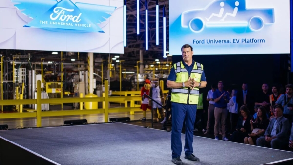 Компания Ford в 2025 году: электромобильные убытки