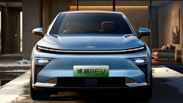 Китайский Geely Atlas стал гибридным купе-кроссовером 