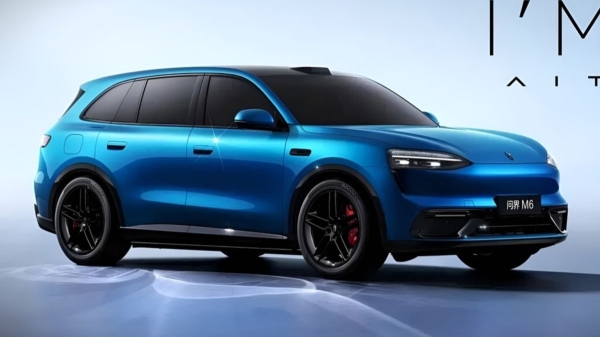 Новый кроссовер Aito M6 примерит молодежный имидж