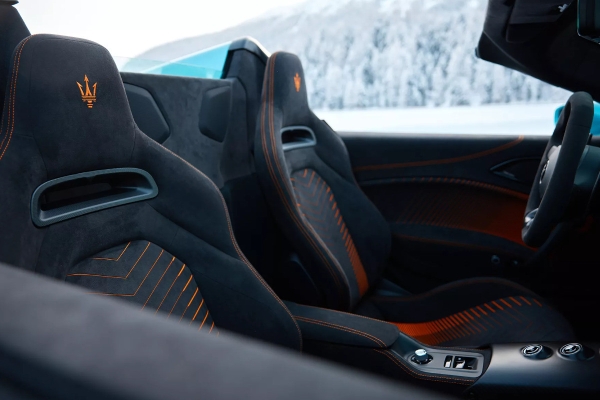 Alfa Romeo и Maserati представили сразу несколько эксклюзивных новинок Alfa Romeo и Maserati представили сразу несколько эксклюзивных новинок