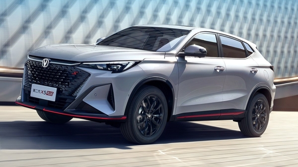 Новый Changan CS35 Max готов к выходу на российский рынок Новый Changan CS35 Max готов к выходу на российский рынок