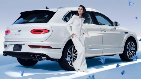 Кроссовер Bentley Bentayga стал «подружкой невесты» Кроссовер Bentley Bentayga стал «подружкой невесты»