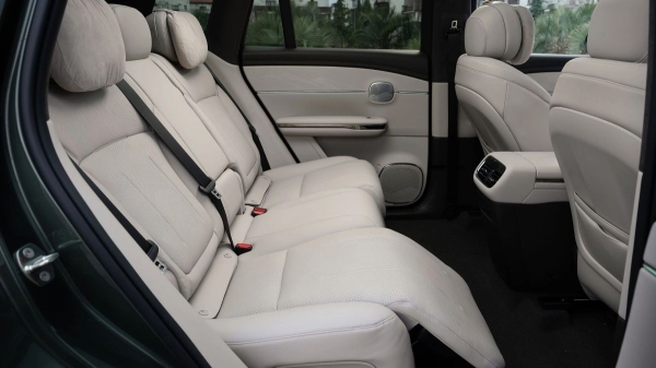 Гибрид GAC S7 для России: старт продаж и цены Гибрид GAC S7 для России: старт продаж и цены