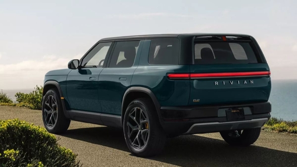 В США полностью рассекречен кроссовер Rivian R2